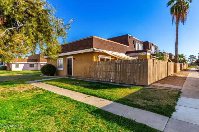 MLS: 6667931 Condo For Sale