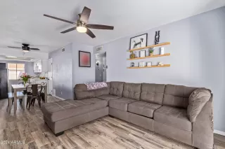 Photo #4: 6667931 Listing 