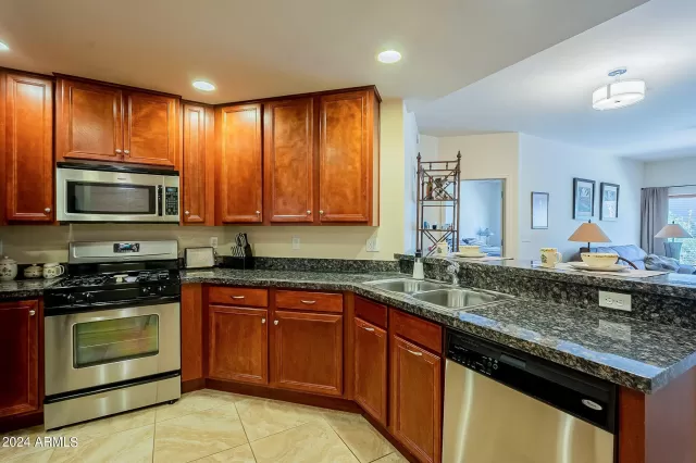 MLS: 6667934 Condo For Sale