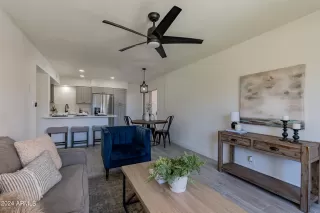 Photo #4: 6667995 Listing