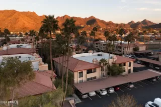 Photo #6: 6668175 Listing