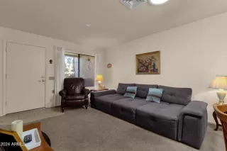 Photo #3: 6668253 Listing 
