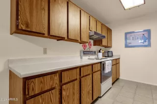 Photo #5: 6668253 Listing 