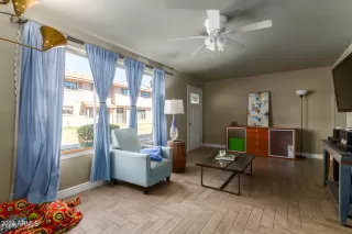 Photo #2: 6668283 Listing