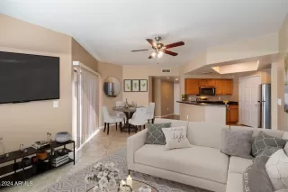 Photo #2: 6668320 Listing