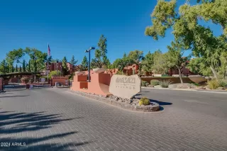 Photo #2: 6668322 Listing 