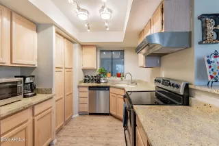 Photo #1: 6668612 Listing