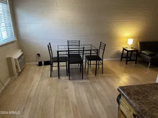 Photo #6: 6668731 Listing