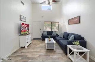 Photo #3: 6668885 Listing 