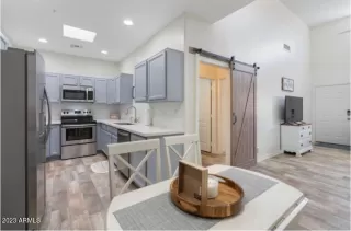 Photo #5: 6668885 Listing 