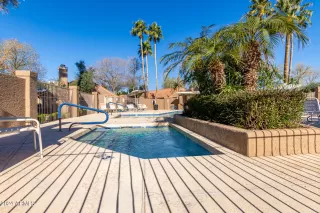 Photo #4: 6668907 Listing