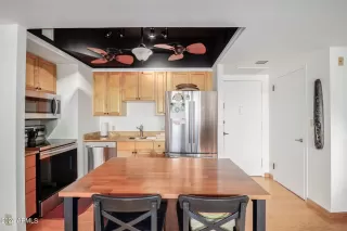 Photo #4: 6668926 Listing