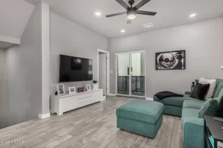 Photo #6: 6669126 Listing 