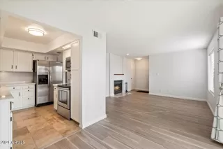 Photo #6: 6669133 Listing 