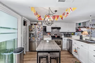 Photo #6: 6669218 Listing 