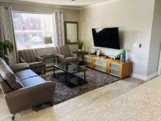 Photo #4: 6669277 Listing