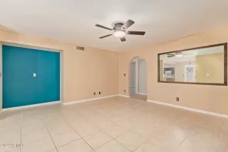 Photo #6: 6669312 Listing