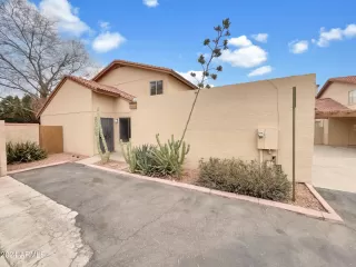 Photo #5: 6669363 Listing