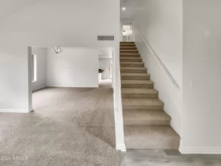 Photo #6: 6669363 Listing