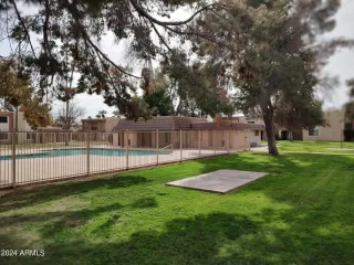 Photo #4: 6669615 Listing