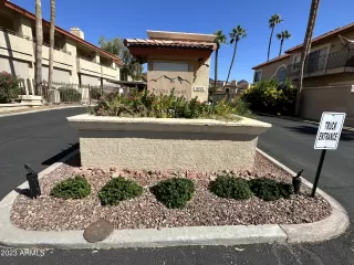 Photo #2: 6669622 Listing