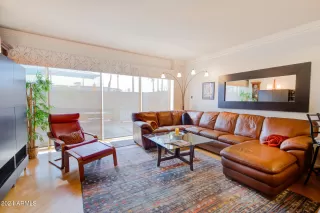 Photo #2: 6669813 Listing