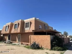 MLS: 6669822 Condo For Sale