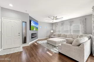 Photo #2: 6670127 Listing