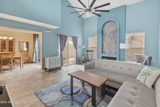 Photo #5: 6670373 Listing 