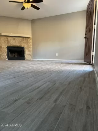 Photo #6: 6670469 Listing