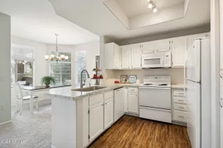 Photo #3: 6670524 Listing