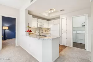 Photo #6: 6670524 Listing