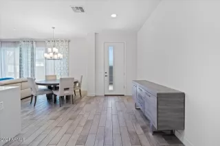 Photo #4: 6670601 Listing