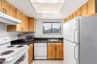Photo #3: 6670622 Listing