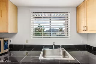 Photo #5: 6670622 Listing