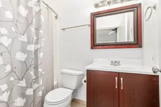 Photo #6: 6670622 Listing
