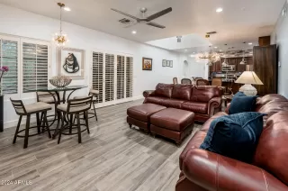 Photo #6: 6670662 Listing