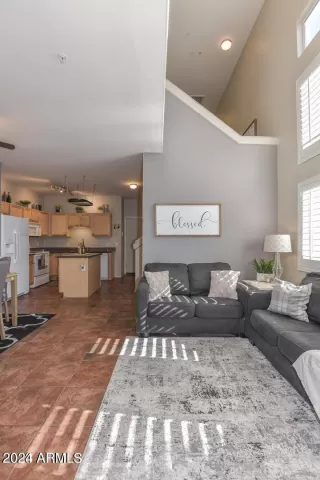 Photo #2: 6670750 Listing 