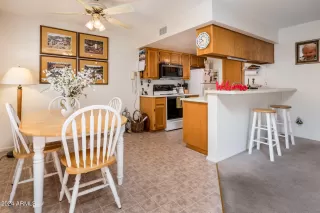 Photo #6: 6670803 Listing