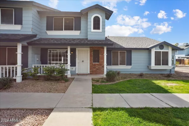 MLS: 6670963 Condo For Sale