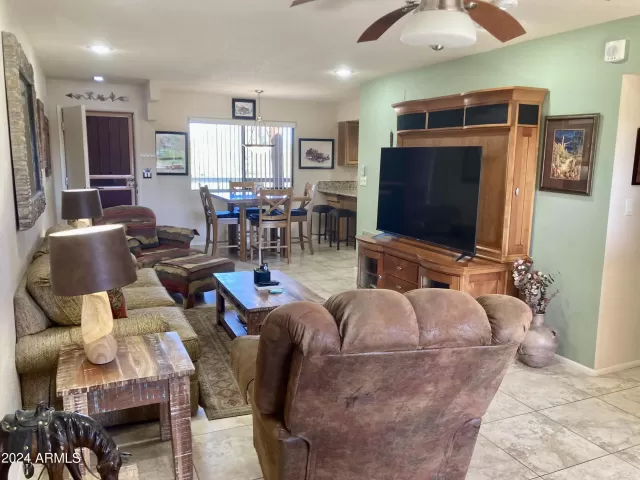 MLS: 6671218 Condo For Sale