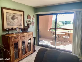 Photo #5: 6671218 Listing 