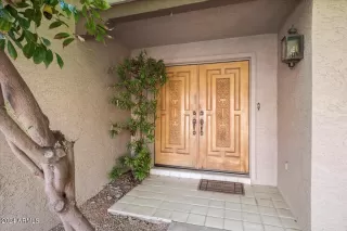 Photo #2: 6671224 Listing 