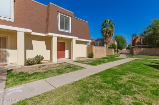 Photo #3: 6671271 Listing 