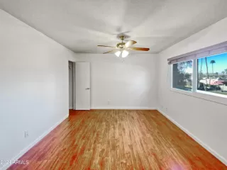 Photo #4: 6671286 Listing