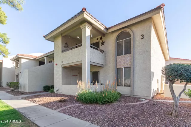 MLS: 6671376 Condo For Sale