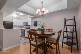 Photo #5: 6671376 Listing 