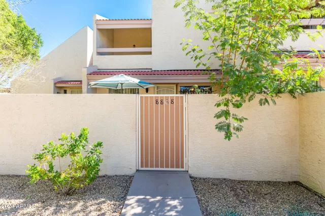 MLS: 6671455 Condo For Sale