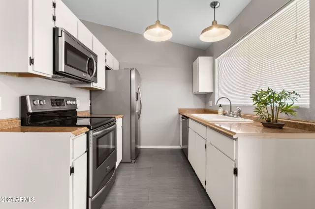 MLS: 6671621 Condo For Sale