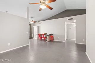 Photo #3: 6671621 Listing